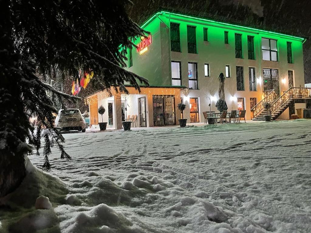 Alpin Rooms Topliţa 外观 照片