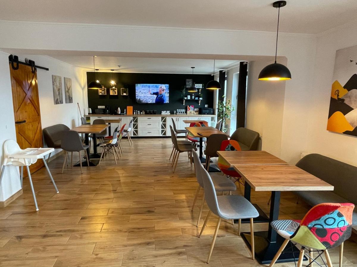 Alpin Rooms Topliţa 外观 照片