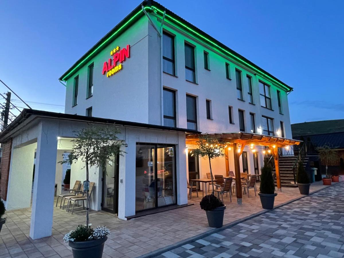 Alpin Rooms Topliţa 外观 照片