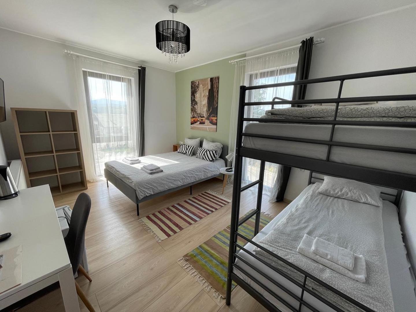 Alpin Rooms Topliţa 外观 照片