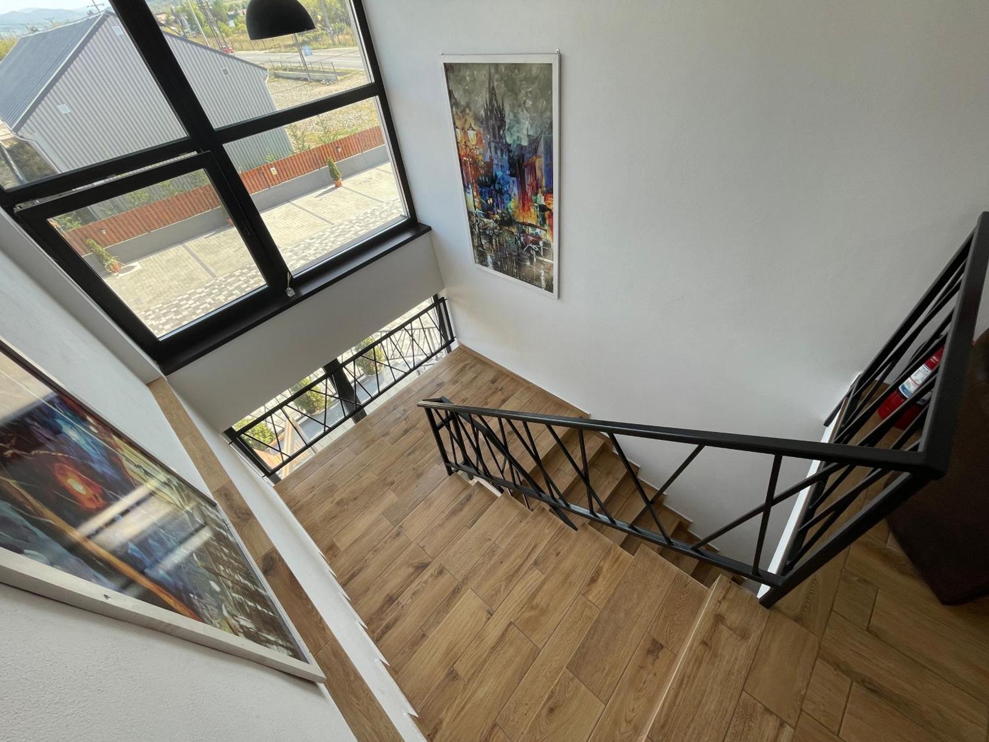Alpin Rooms Topliţa 外观 照片